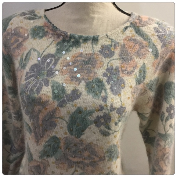 Sweater Roses Prints - Picture 4 of 6